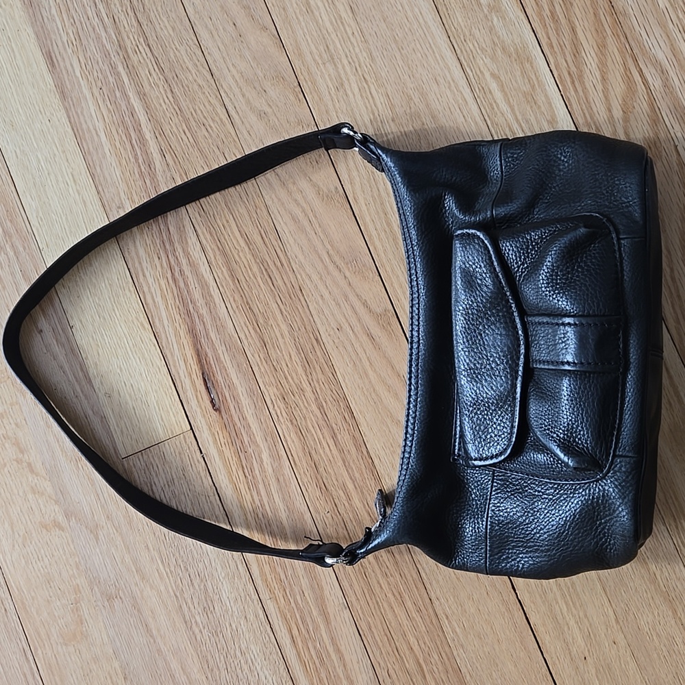 FOSSIL Vintage Black Leather Shoulder Bag Purse Cargo Pocket Solver Hardware